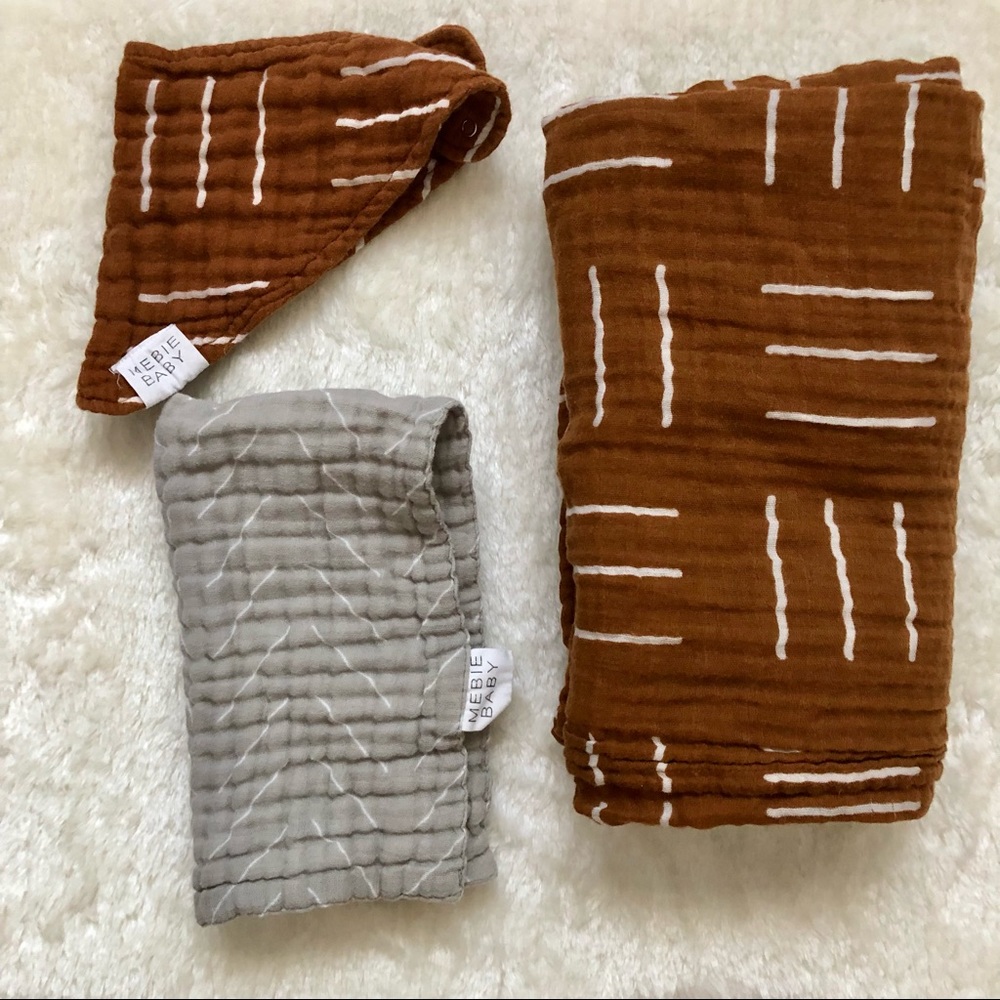 Mebie Baby Mustard Mudcloth Muslin Swaddle Blanket & Bib bundle